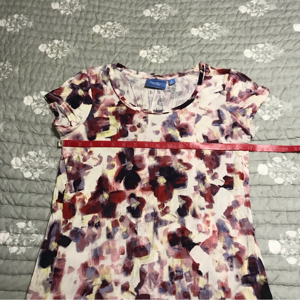 Simply Vera, Vera Wang T-Shirt - Picture 4 of 7